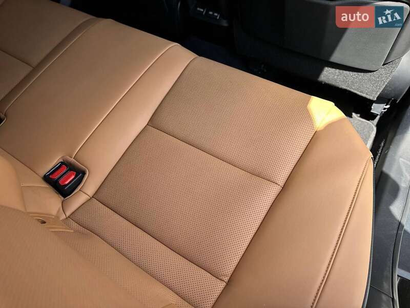 Седан Lexus ES 2024 в Киеве фото 71 Седан Lexus ES 2024 в Киеве