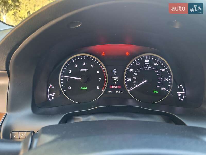 Седан Lexus ES 2014 в Бердичеве