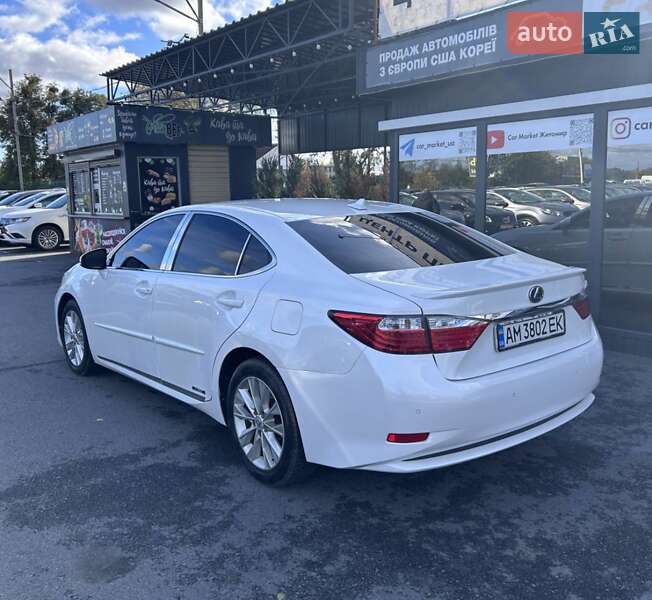 Седан Lexus ES 2013 в Житомире