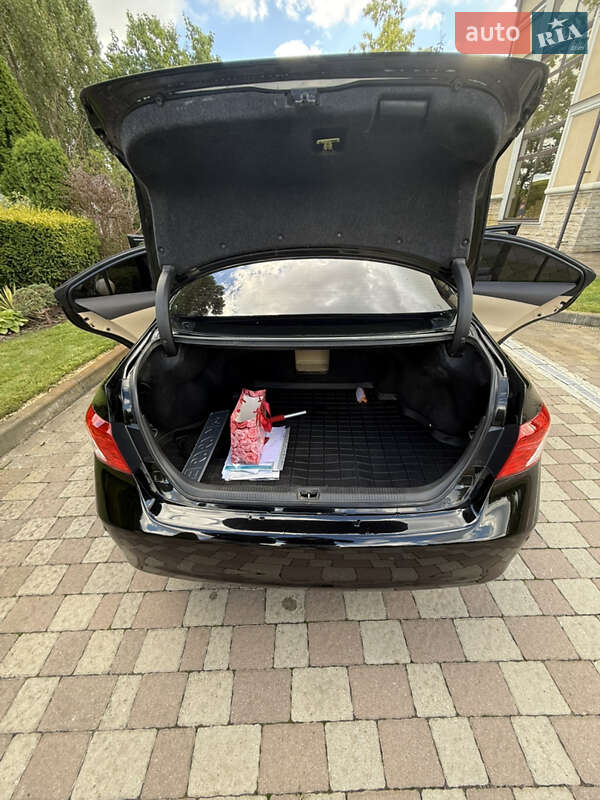 Седан Lexus ES 2008 в Сарнах