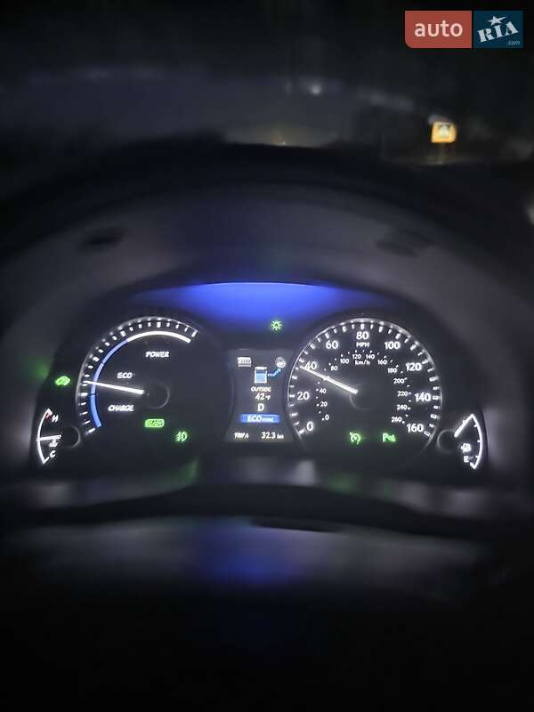 Седан Lexus ES 2014 в Бердичеве