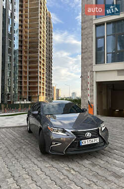 Седан Lexus ES 2013 в Киеве