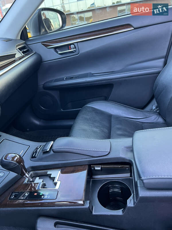 Седан Lexus ES 2013 в Києві фото 11 Седан Lexus ES 2013 в Києві