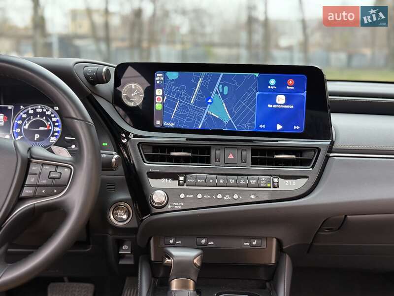 Седан Lexus ES 2023 в Днепре