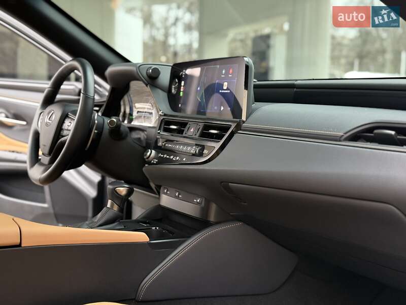 Седан Lexus ES 2023 в Днепре