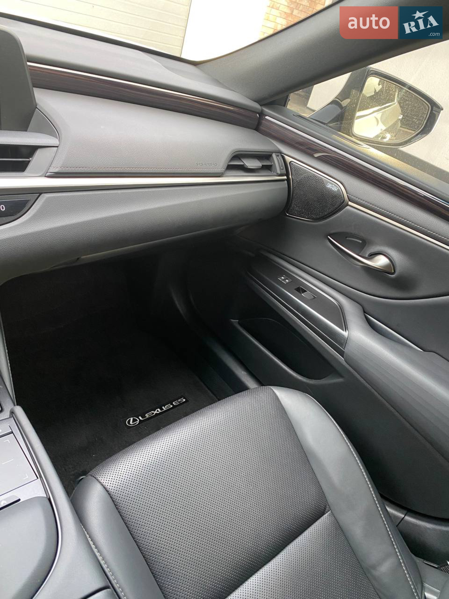 2019 Lexus ES - мініатюра 10