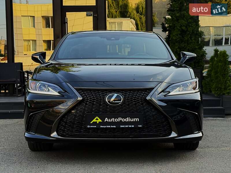 Седан Lexus ES 2023 в Києві