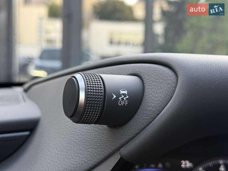 Седан Lexus ES 2023 в Києві