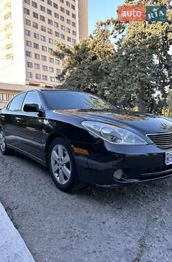Седан Lexus ES 2004 в Чорноморську