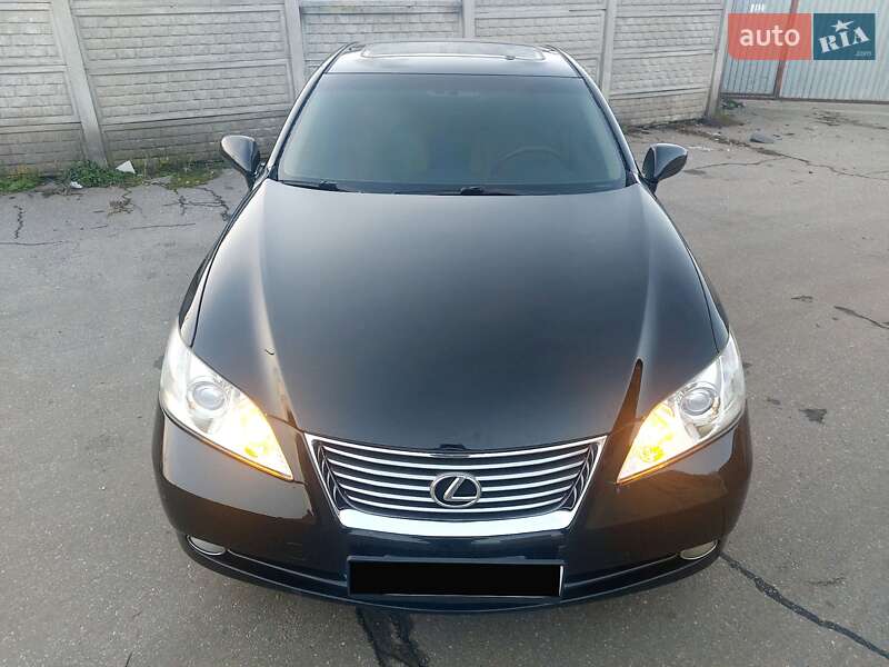 Седан Lexus ES 2008 в Виннице