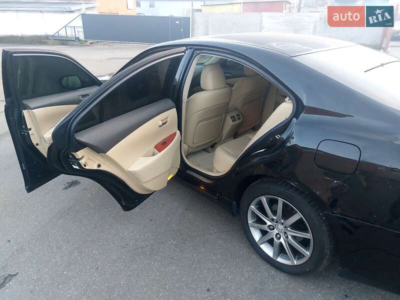 Седан Lexus ES 2008 в Виннице