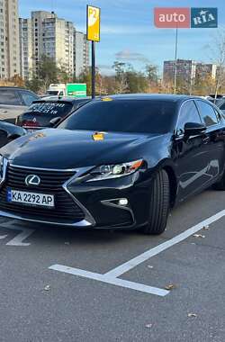Седан Lexus ES 2016 в Киеве