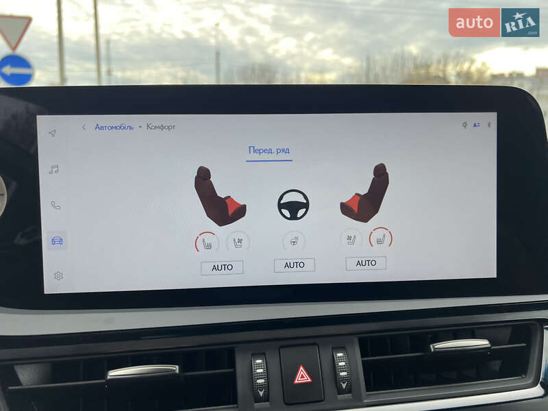 Седан Lexus ES 2024 в Ровно