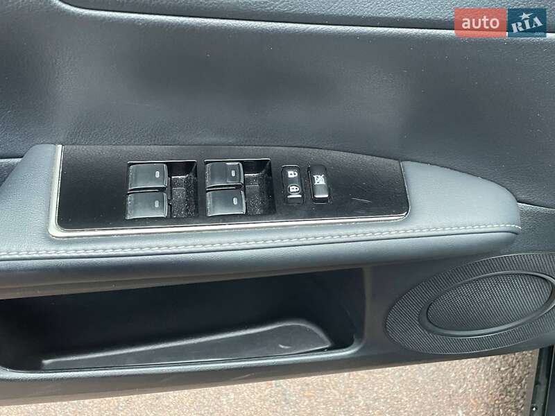 Седан Lexus ES 2016 в Киеве фото 14 Седан Lexus ES 2016 в Киеве