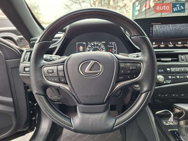 Седан Lexus ES 2022 в Одессе