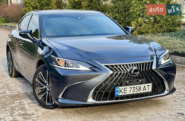 Седан Lexus ES 2022 в Кам'янському