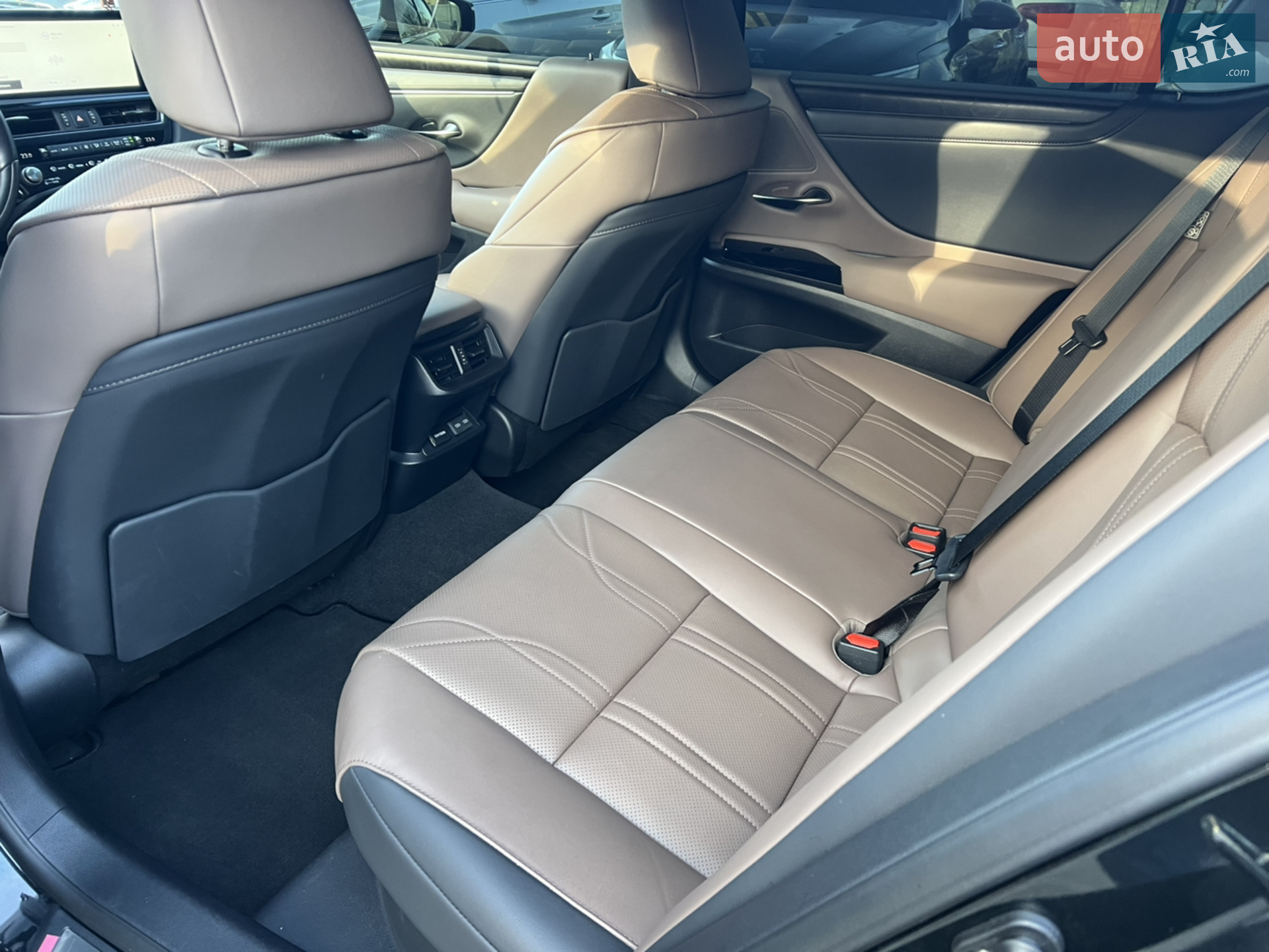 2024 Lexus ES - мініатюра 38