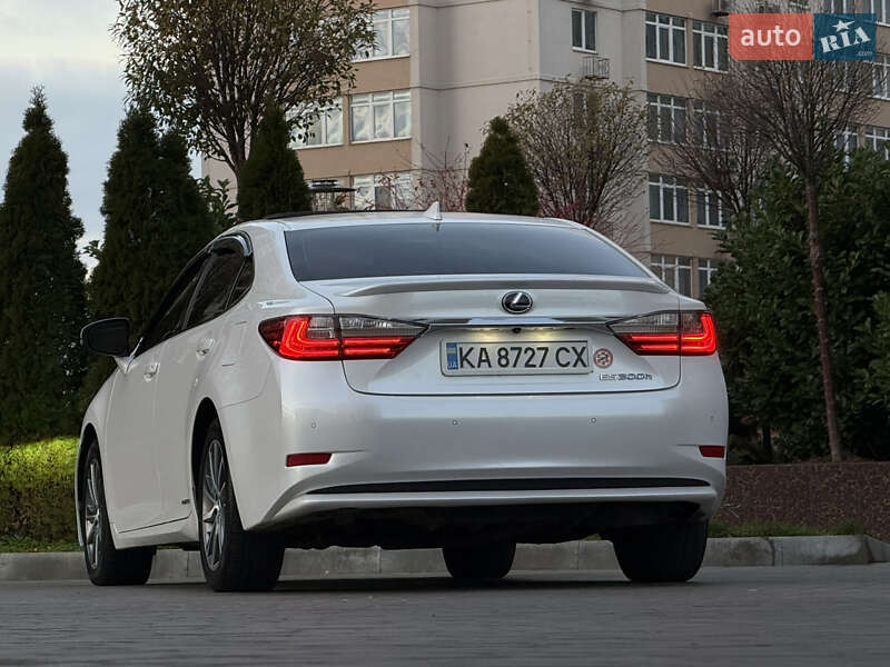 Седан Lexus ES 2016 в Одессе