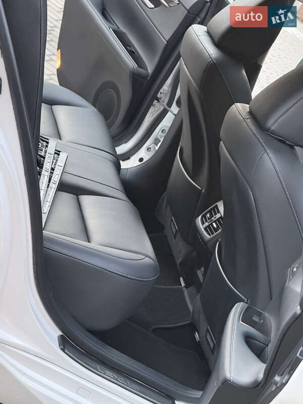 Седан Lexus ES 2016 в Одессе