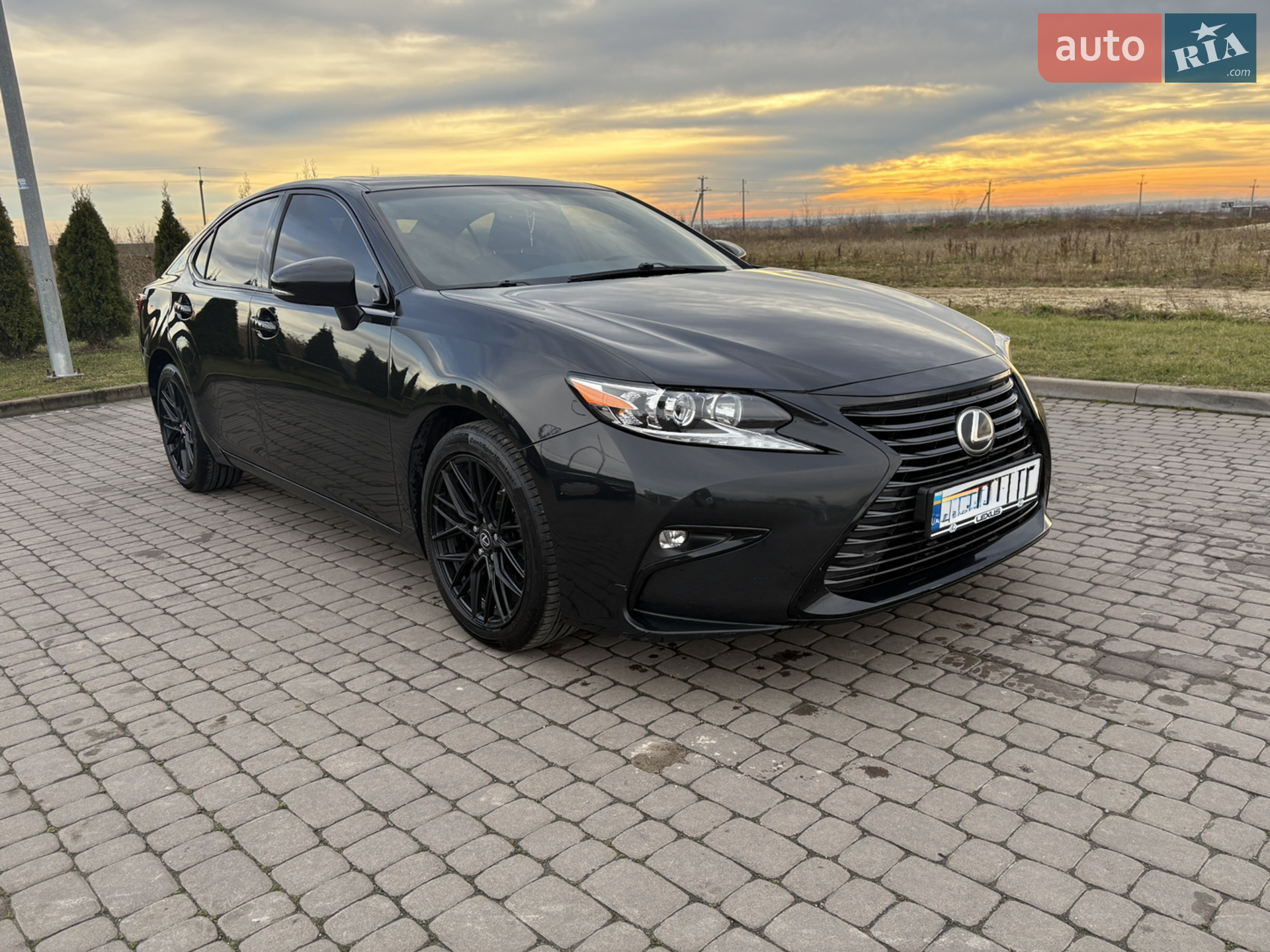 2017 Lexus ES - фото 1
