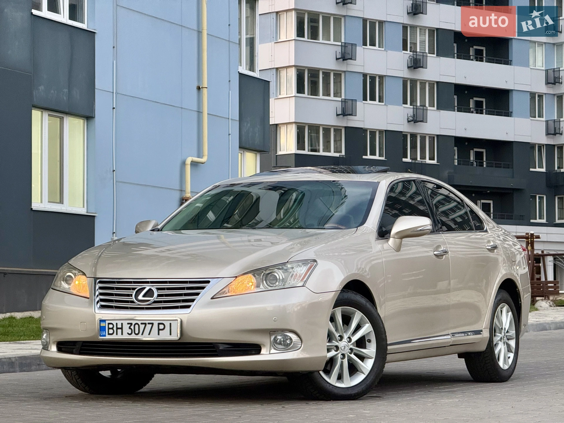 2010 Lexus ES - мініатюра 11