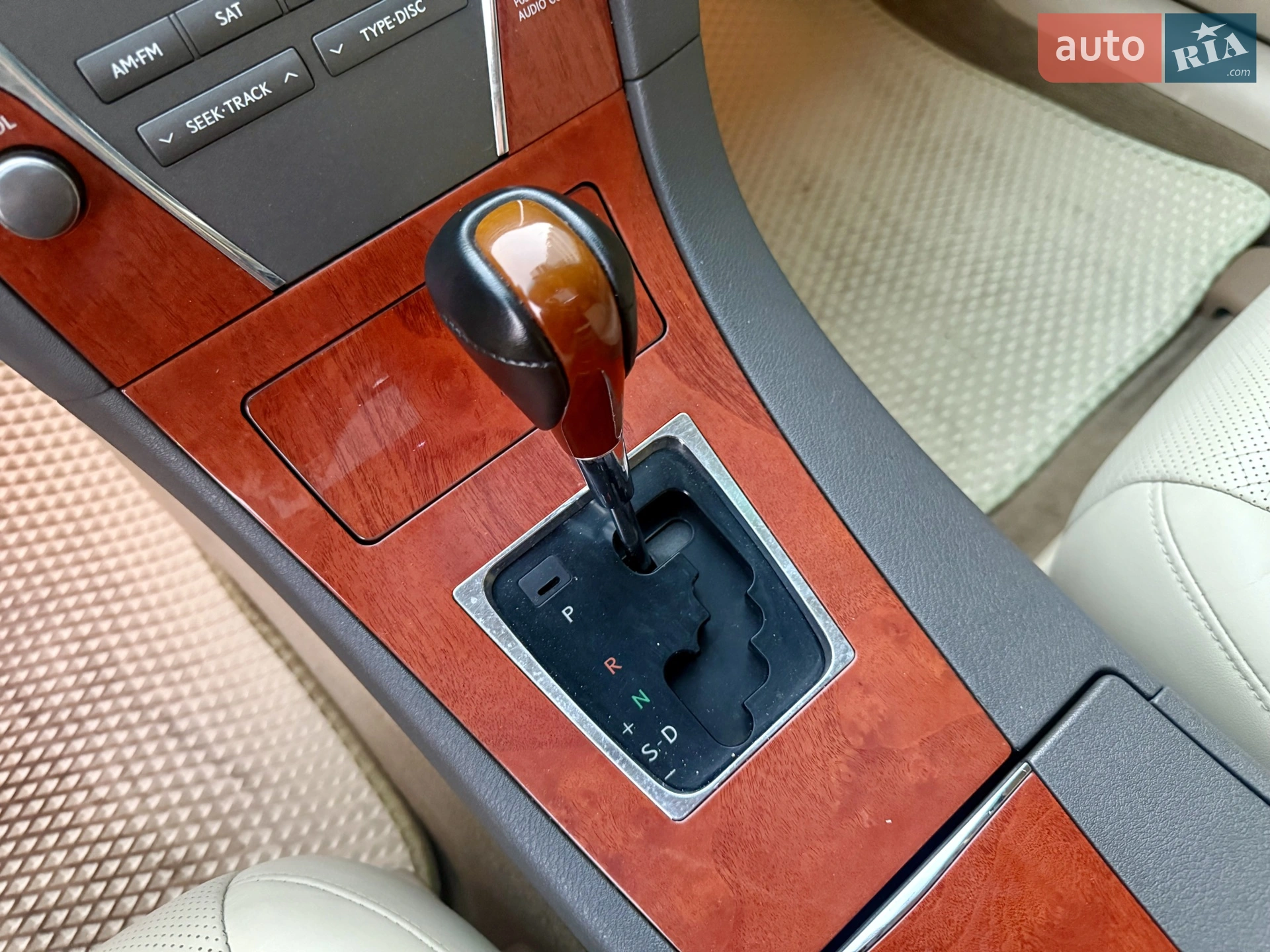 2010 Lexus ES - мініатюра 41