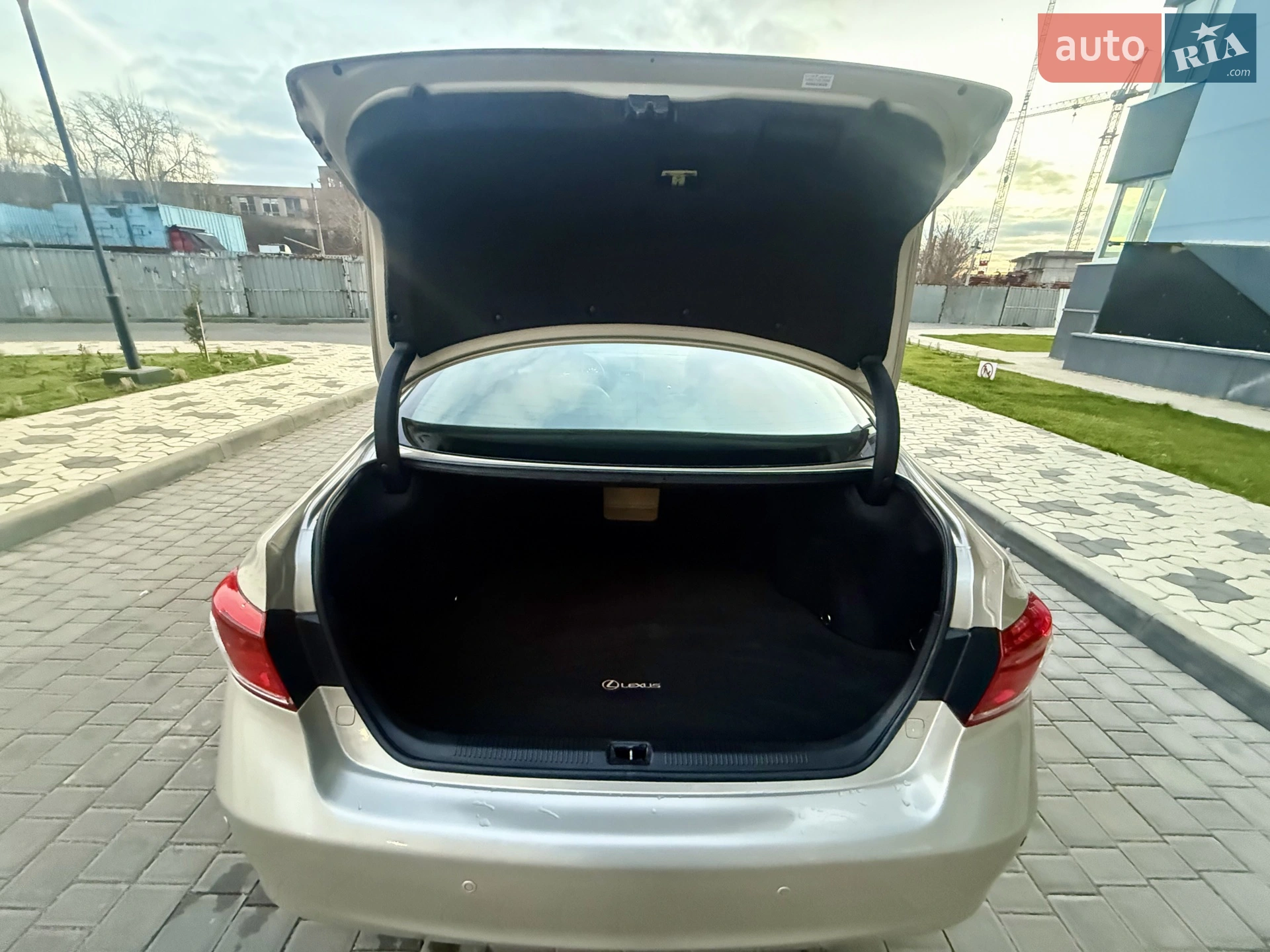 2010 Lexus ES - мініатюра 71