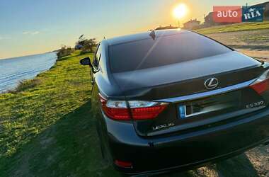 Седан Lexus ES 2015 в Одессе