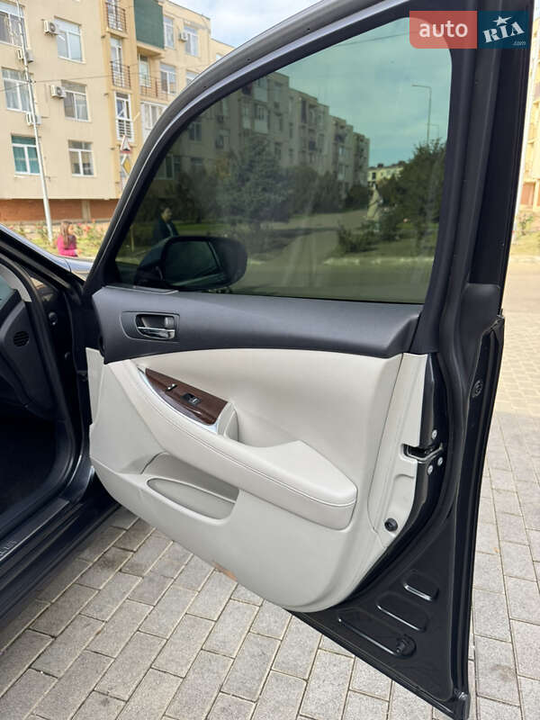 Седан Lexus ES 2011 в Одессе