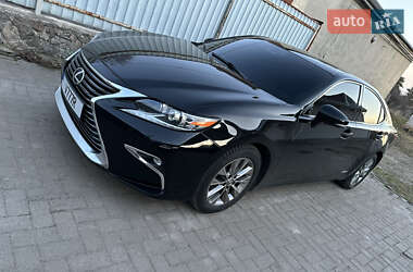 Седан Lexus ES 2014 в Кропивницком