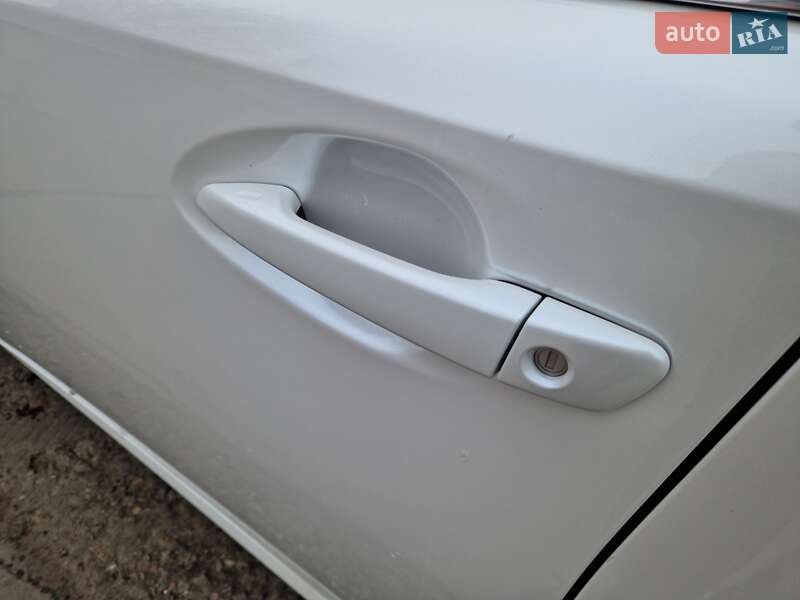 Седан Lexus ES 2016 в Дніпрі фото 13 Седан Lexus ES 2016 в Дніпрі