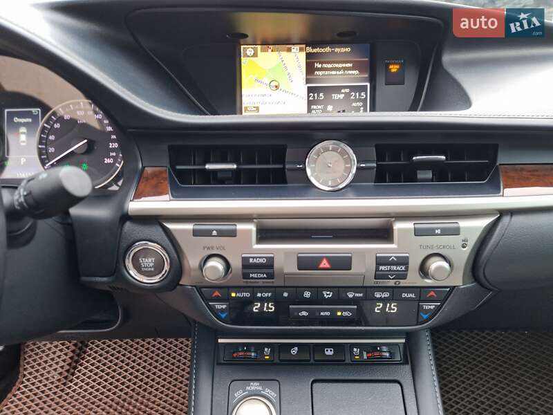 Седан Lexus ES 2016 в Дніпрі фото 25 Седан Lexus ES 2016 в Дніпрі