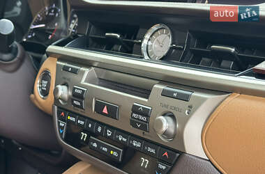 Седан Lexus ES 2016 в Сумах