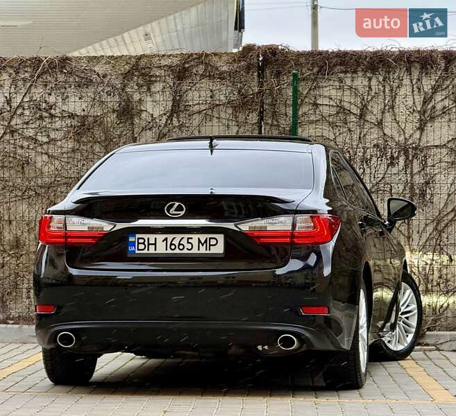 Седан Lexus ES 2018 в Одесі