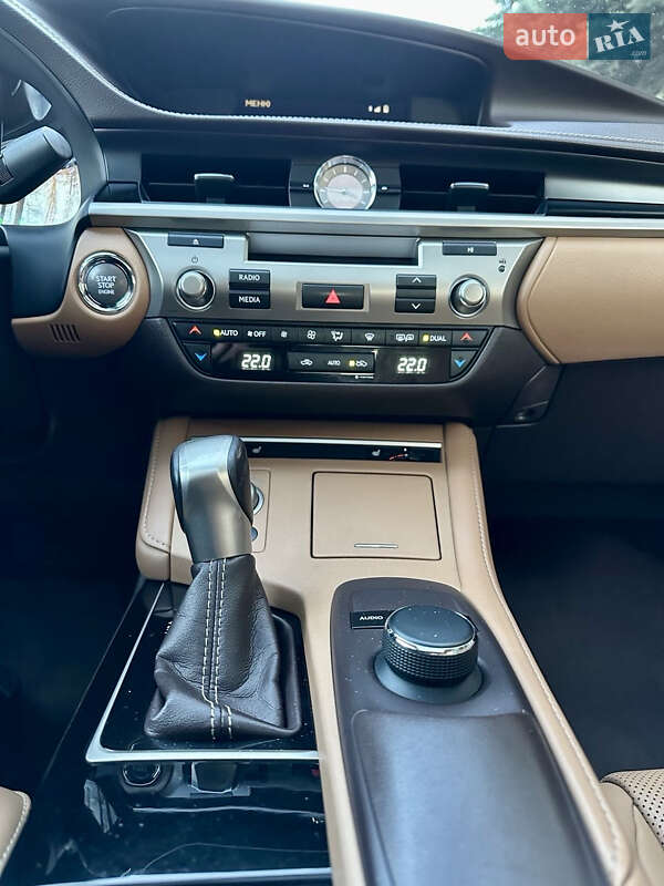 Седан Lexus ES 2017 в Николаеве фото 17 Седан Lexus ES 2017 в Николаеве