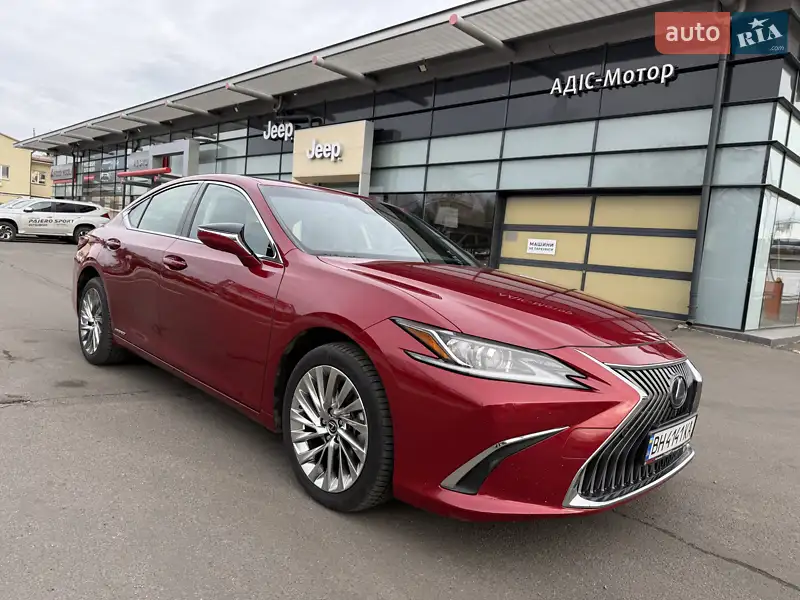 Lexus ES
