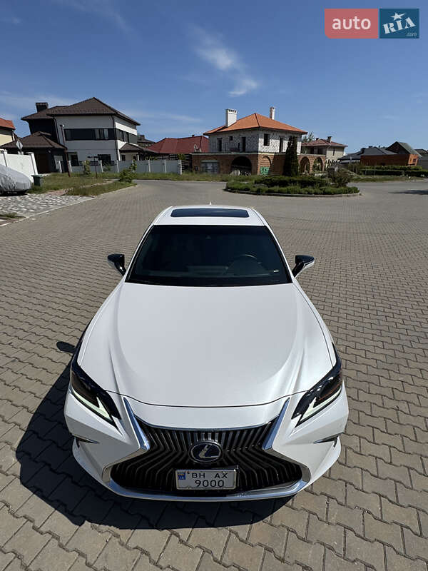 Седан Lexus ES 2020 в Одессе