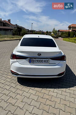 Седан Lexus ES 2020 в Одессе