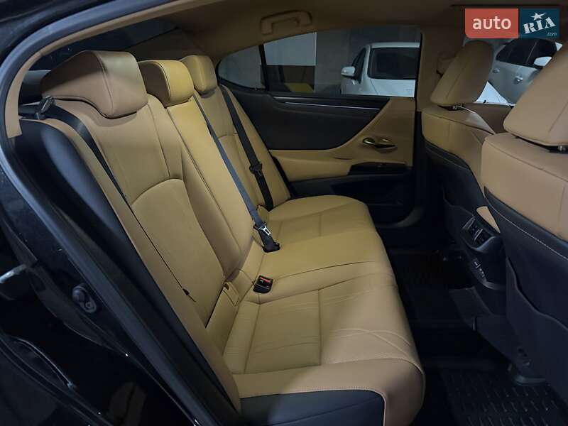 Седан Lexus ES 2022 в Дніпрі фото 33 Седан Lexus ES 2022 в Дніпрі