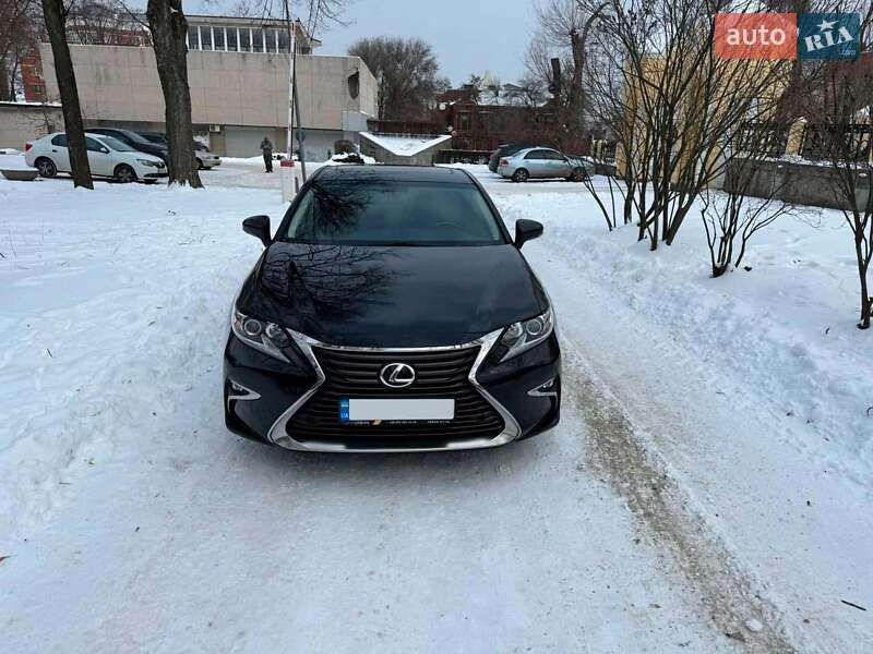 Седан Lexus ES 2016 в Днепре