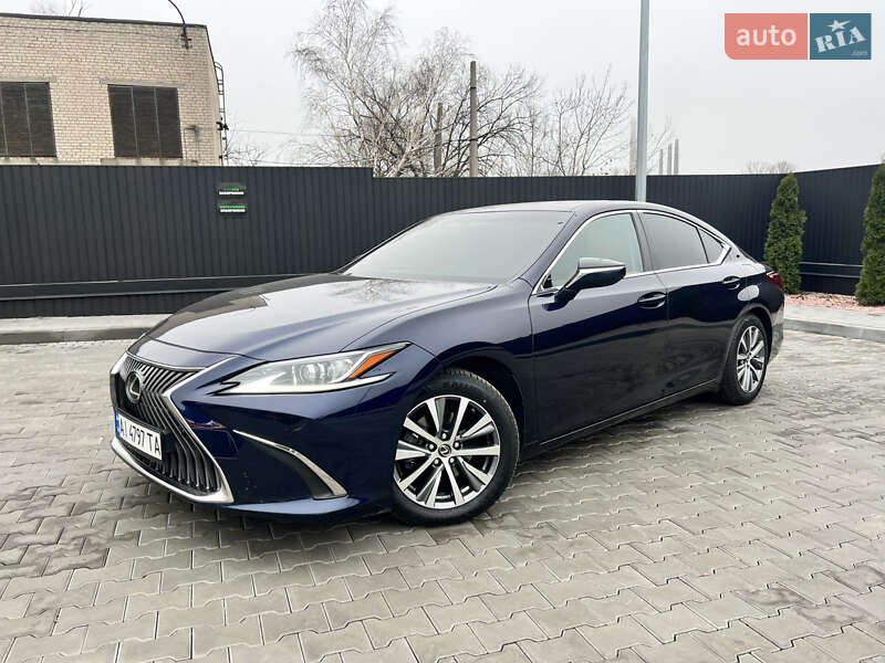 Седан Lexus ES 2019 в Днепре