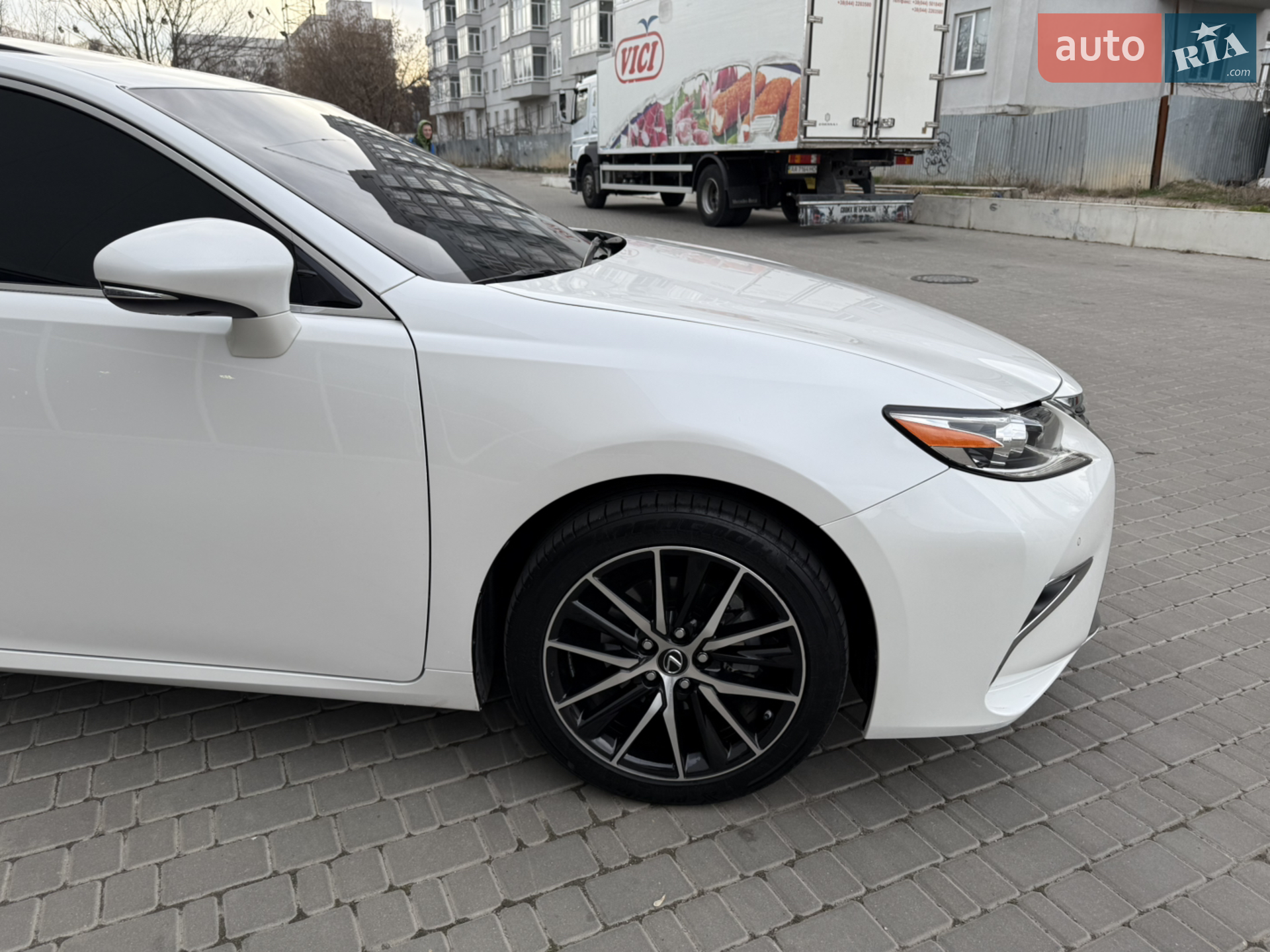2017 Lexus ES - мініатюра 6