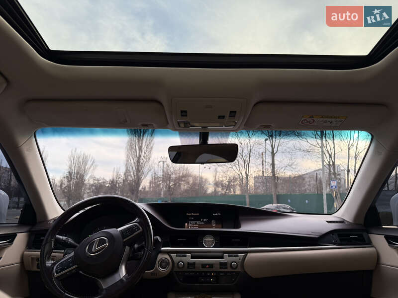 Седан Lexus ES 2017 в Одессе