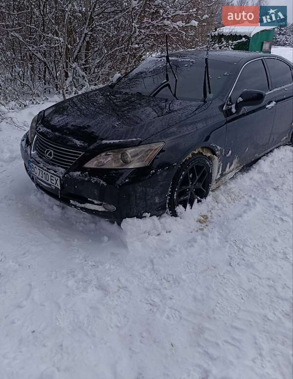 Седан Lexus ES 2008 в Львове