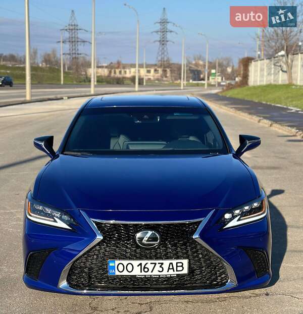 Седан Lexus ES 2022 в Одессе