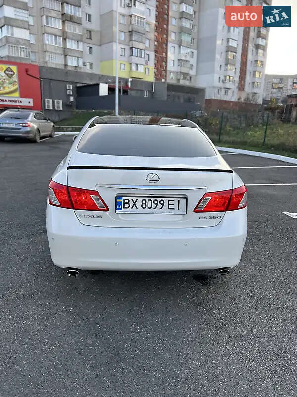 Седан Lexus ES 2008 в Умани