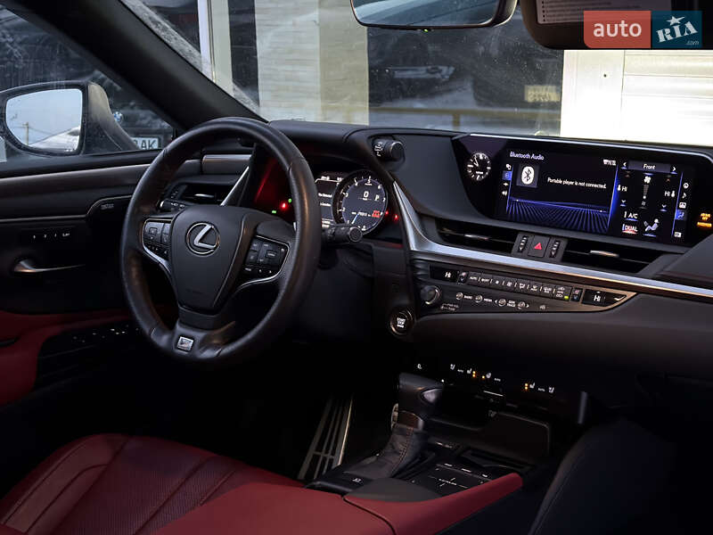 Седан Lexus ES 2020 в Одесі