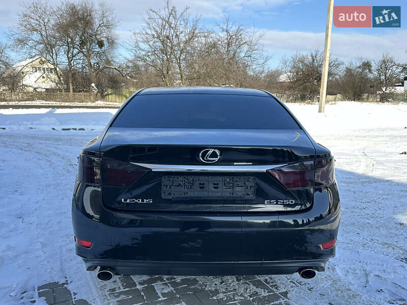 Седан Lexus ES 2013 в Харькове