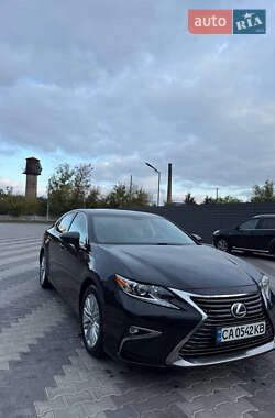 Седан Lexus ES 2017 в Ракитном