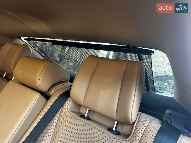 Седан Lexus ES 2022 в Львові